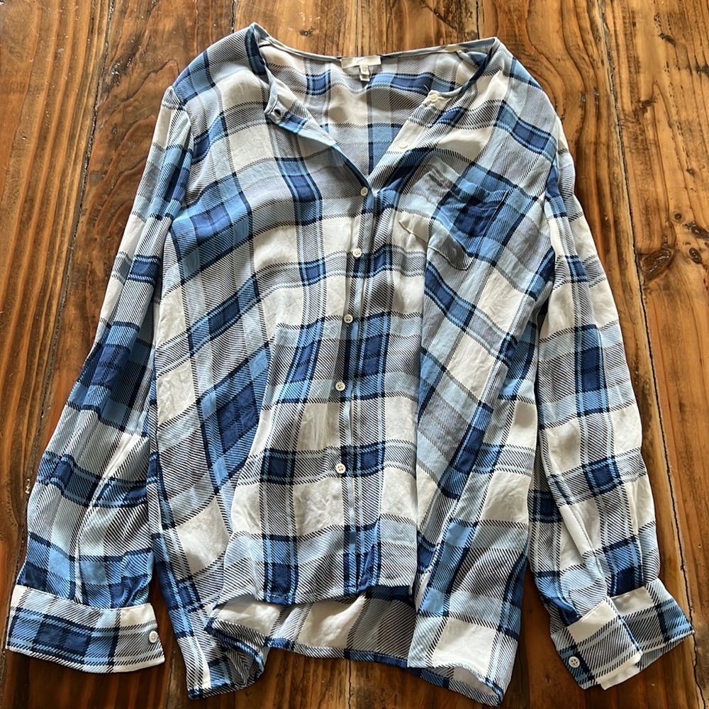 Joie Long sleeve Silk Flannel Medium